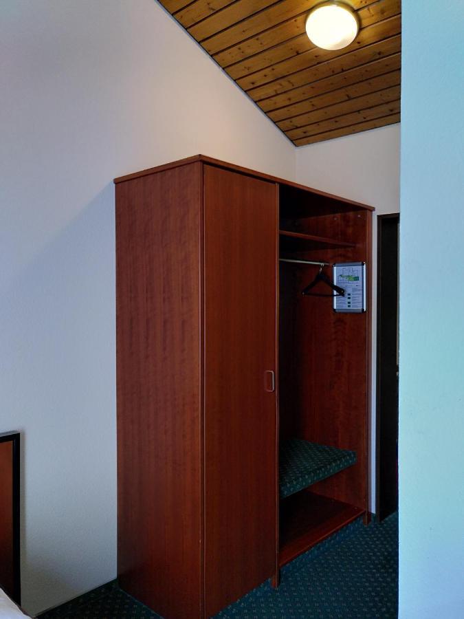 Hotel Stadthalle אולצן מראה חיצוני תמונה